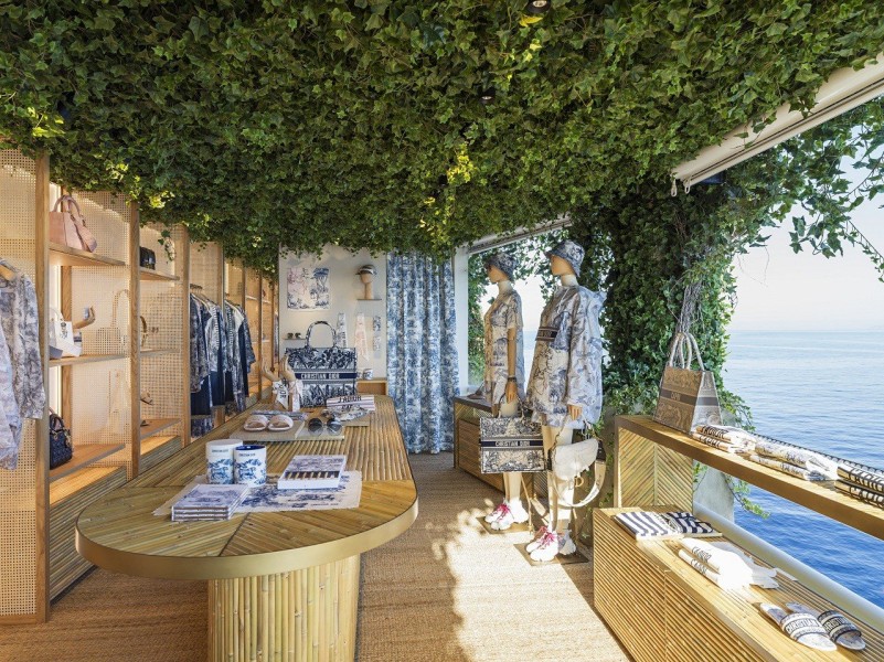 dior-2020-pop-up-diorivieracapri-tskristen-pelou-13.jpg