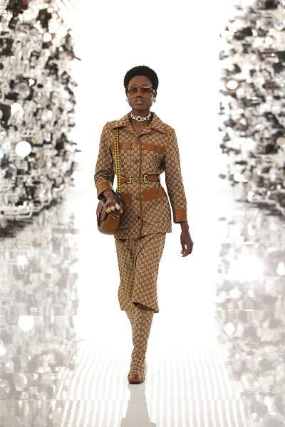 gucci-fall-2021-aria-fashion-show-the-impression-031-scaled.jpg
