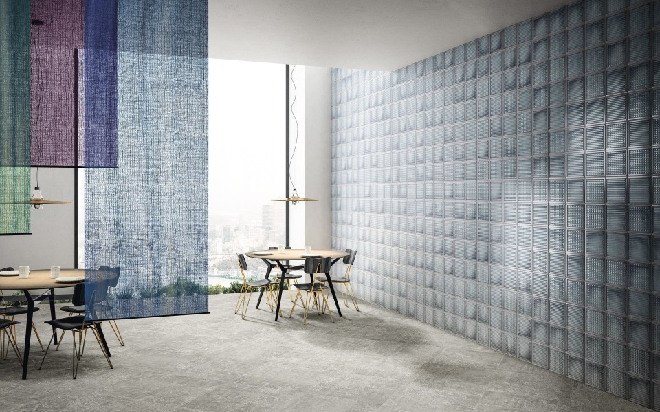 ir-dgb-azure-grunge-concrete-ivorygrey-slight-2020-6060-amb1-restaurant.jpg