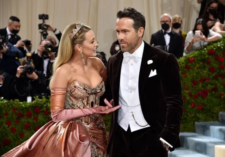 met-gala-2022-blake-lively-ryan-reynolds-6-0jpg.webp