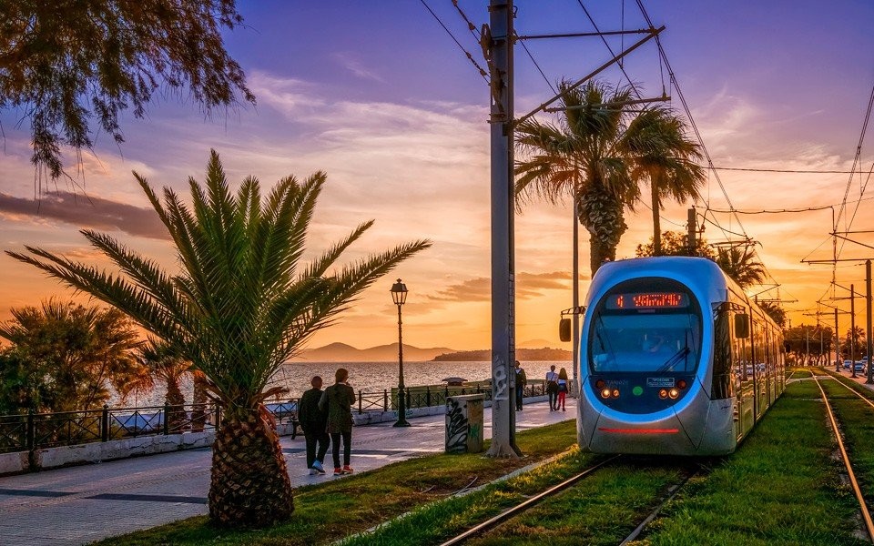 ath-riviera-001-tram.jpg