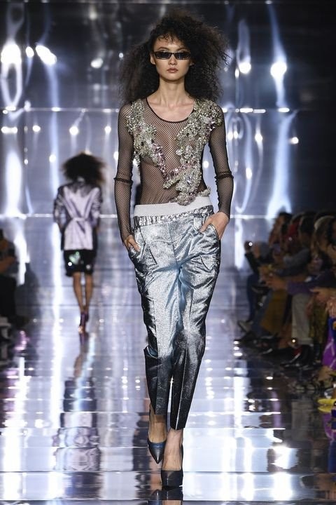 model-walks-the-runway-at-tom-ford-spring-2023-ready-to-news-photo-1663337703.jpg