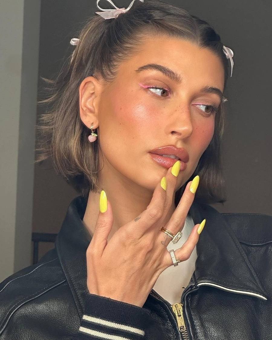 yellow-nails-hailey.jpg