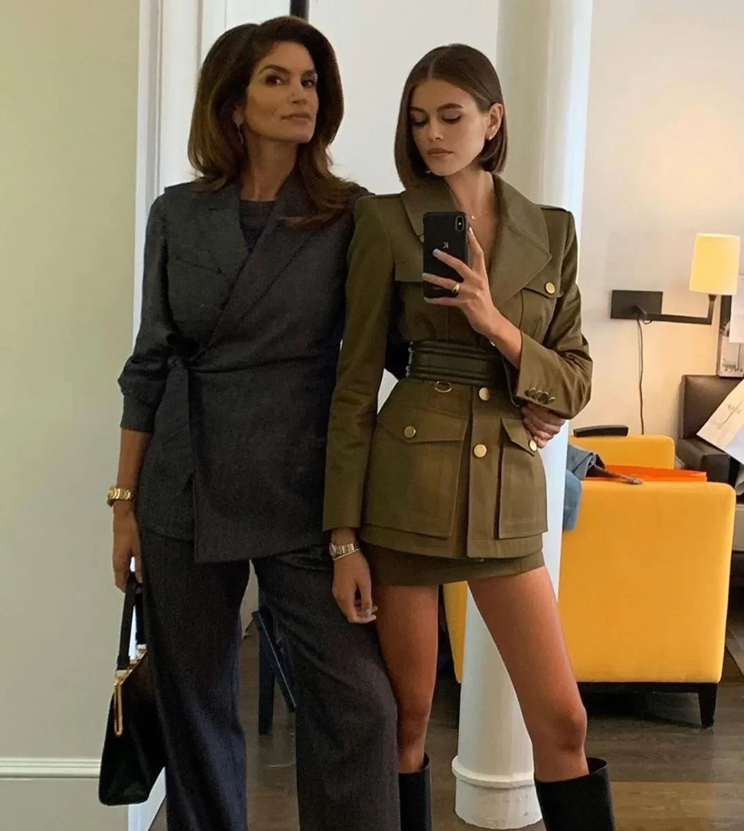 cindy-crawford-and-kaia-gerber.webp