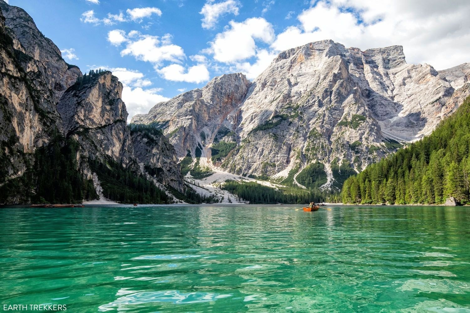 lago-di-braies-in-julyjpgoptimal.jpg