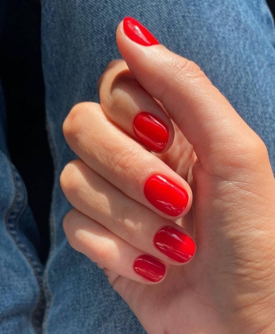 red-nails.jpg