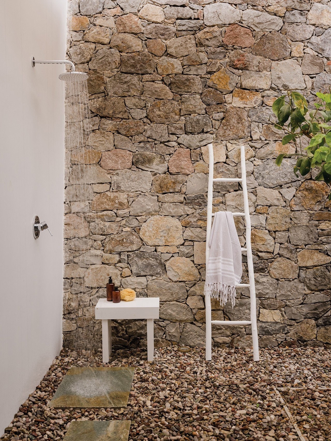 villa-skinos-outdoor-shower.jpg