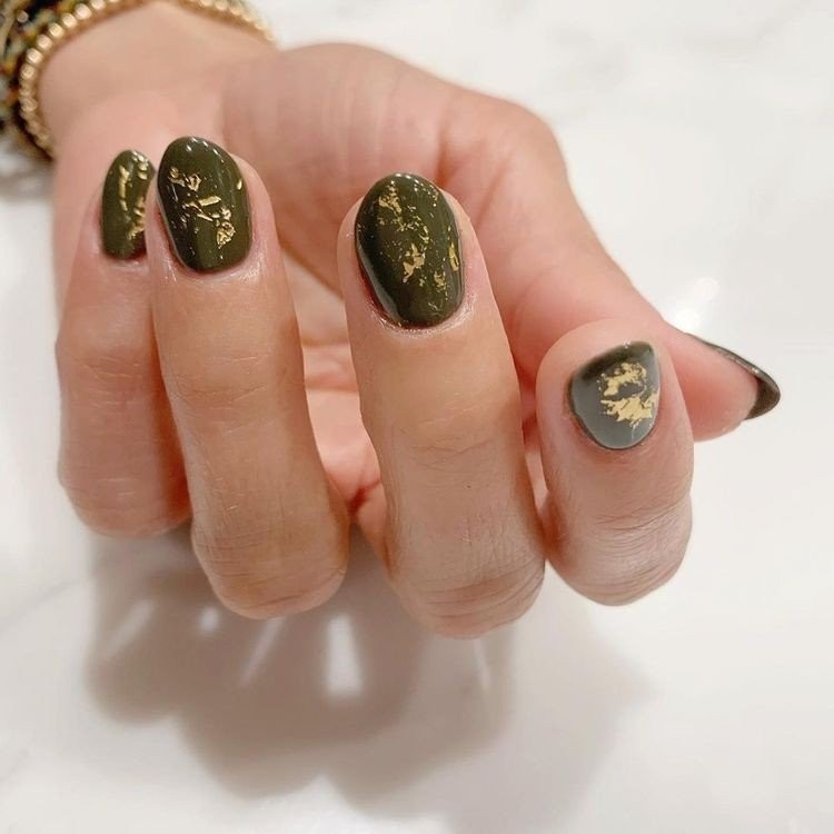 nails1.jpg