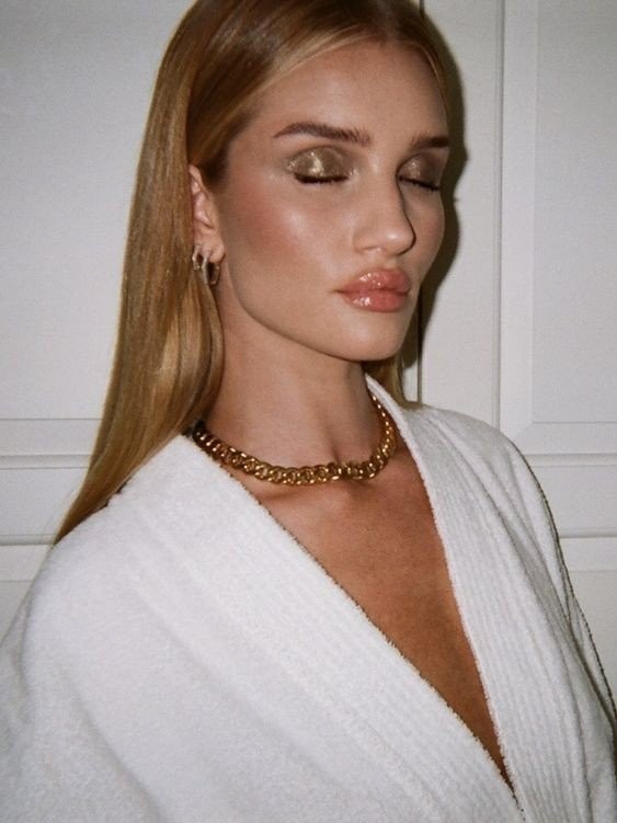 rosiehw-makeup-beauty-skin.jpg