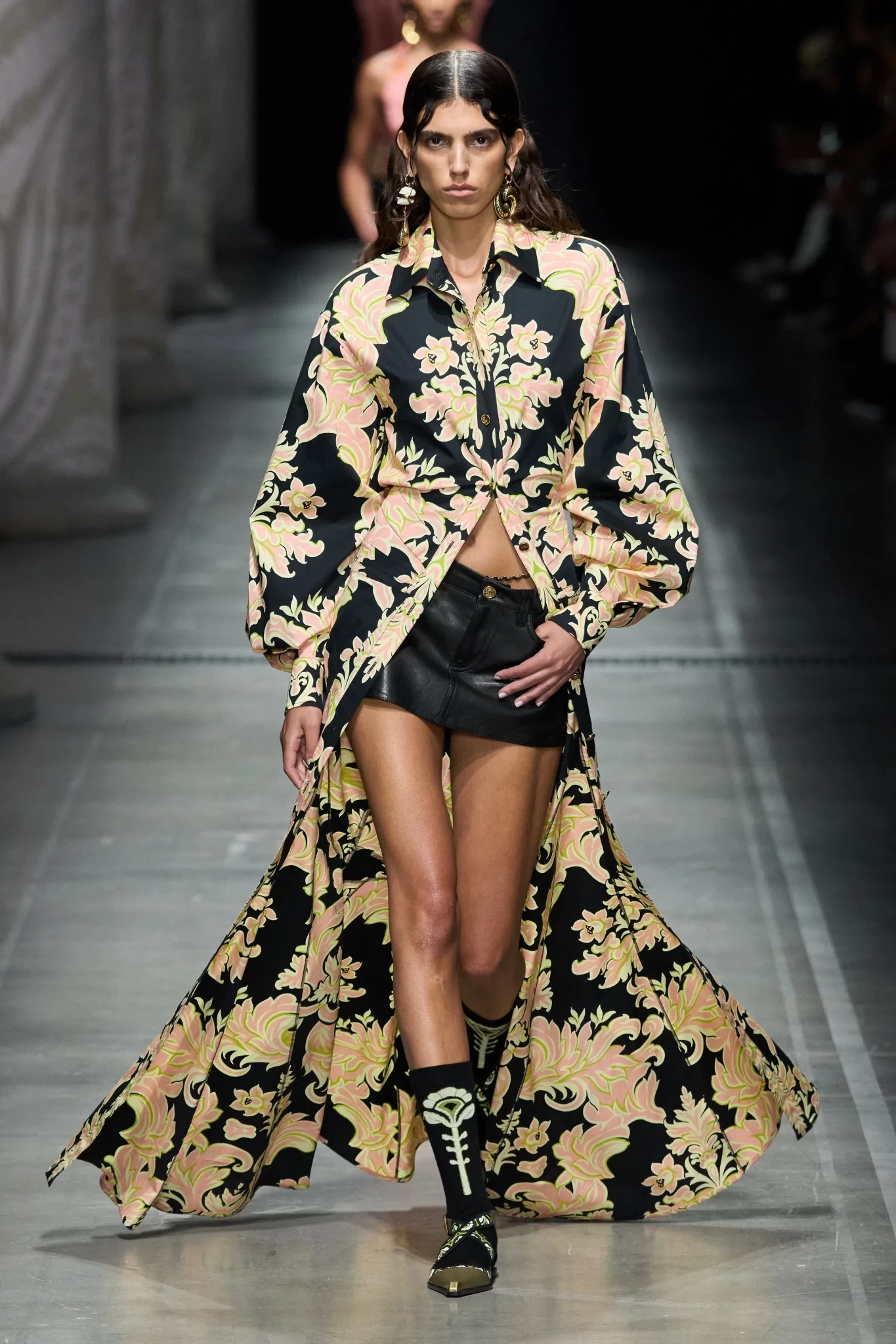 00001-etro-spring-2024-ready-to-wear-credit-gorunway.webp