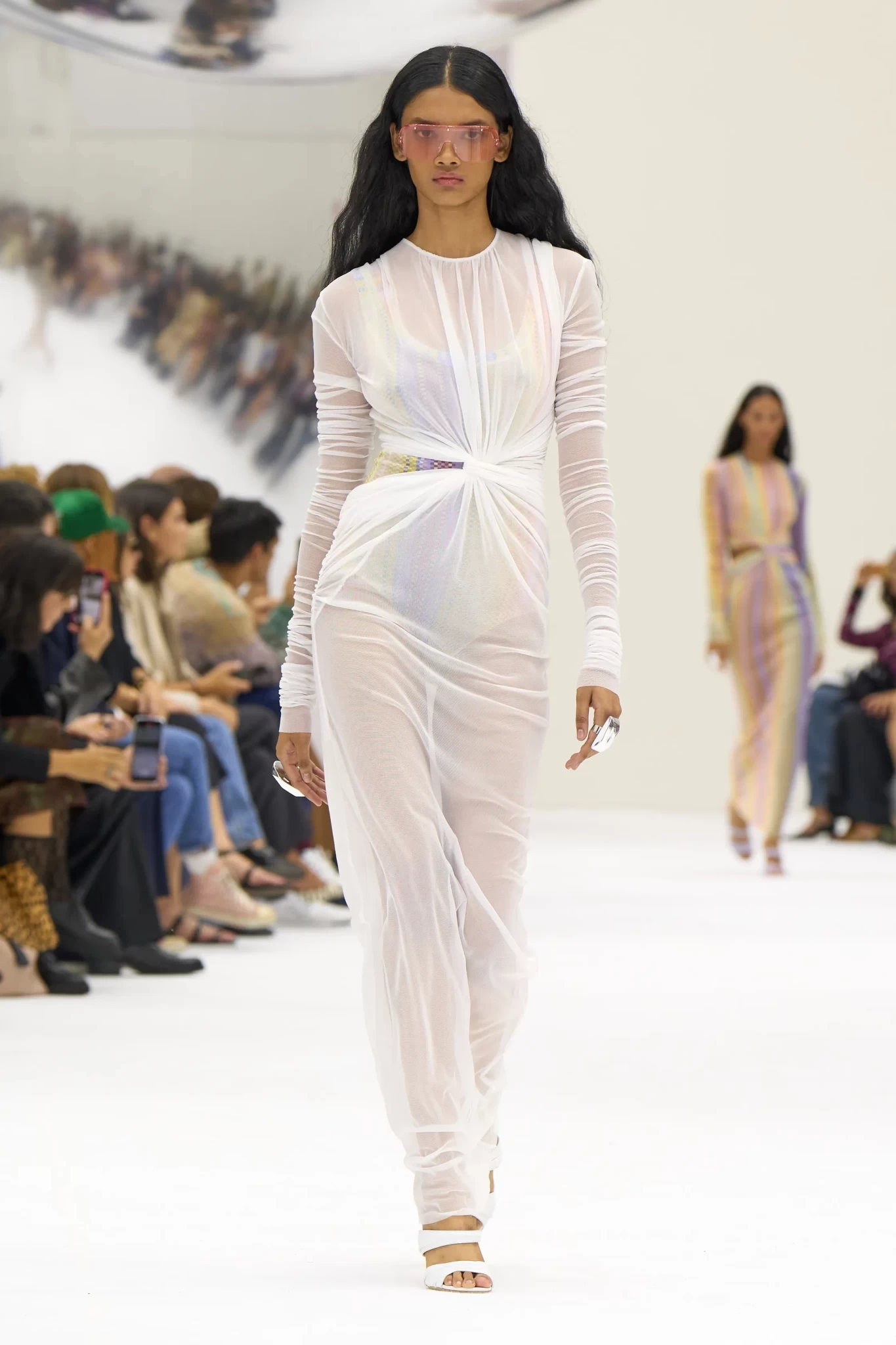 00002-missoni-spring-2024-ready-to-wear-credit-gorunway.webp