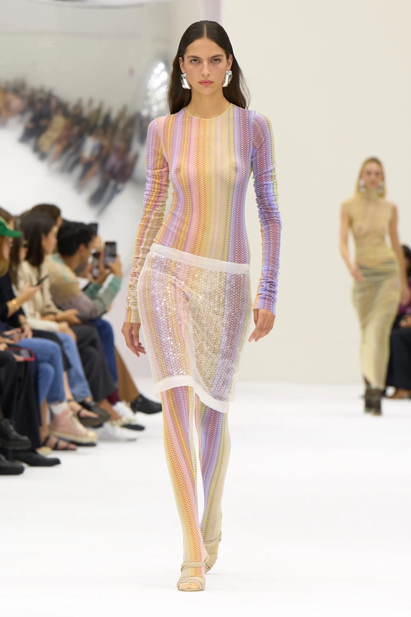 00006-missoni-spring-2024-ready-to-wear-credit-gorunway.webp