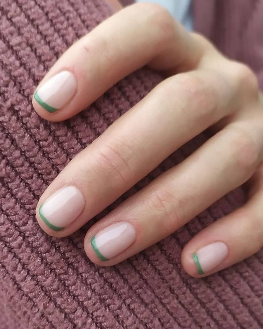 green-nails.jpg