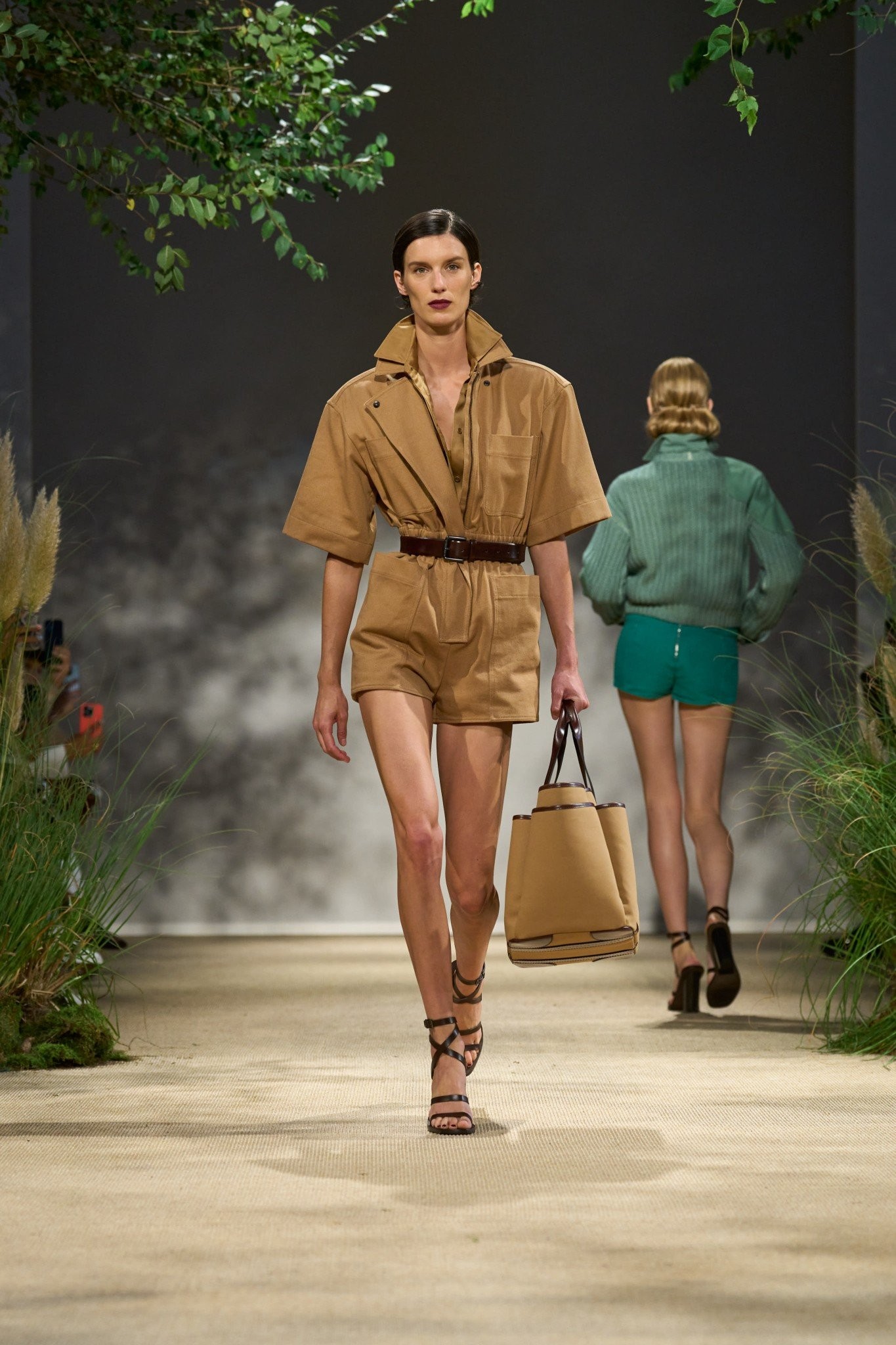 max-mara-s24-24.jpeg