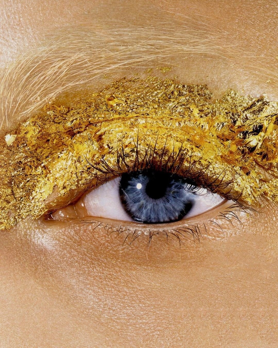 patmcgrathreal-eye-golden.jpg