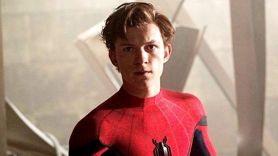 tom-holland-spider-woman-900x506.jpg