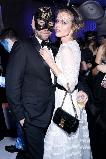 jerome-pulis-eva-herzigova.jpg jerome-pulis-eva-herzigova.jpg