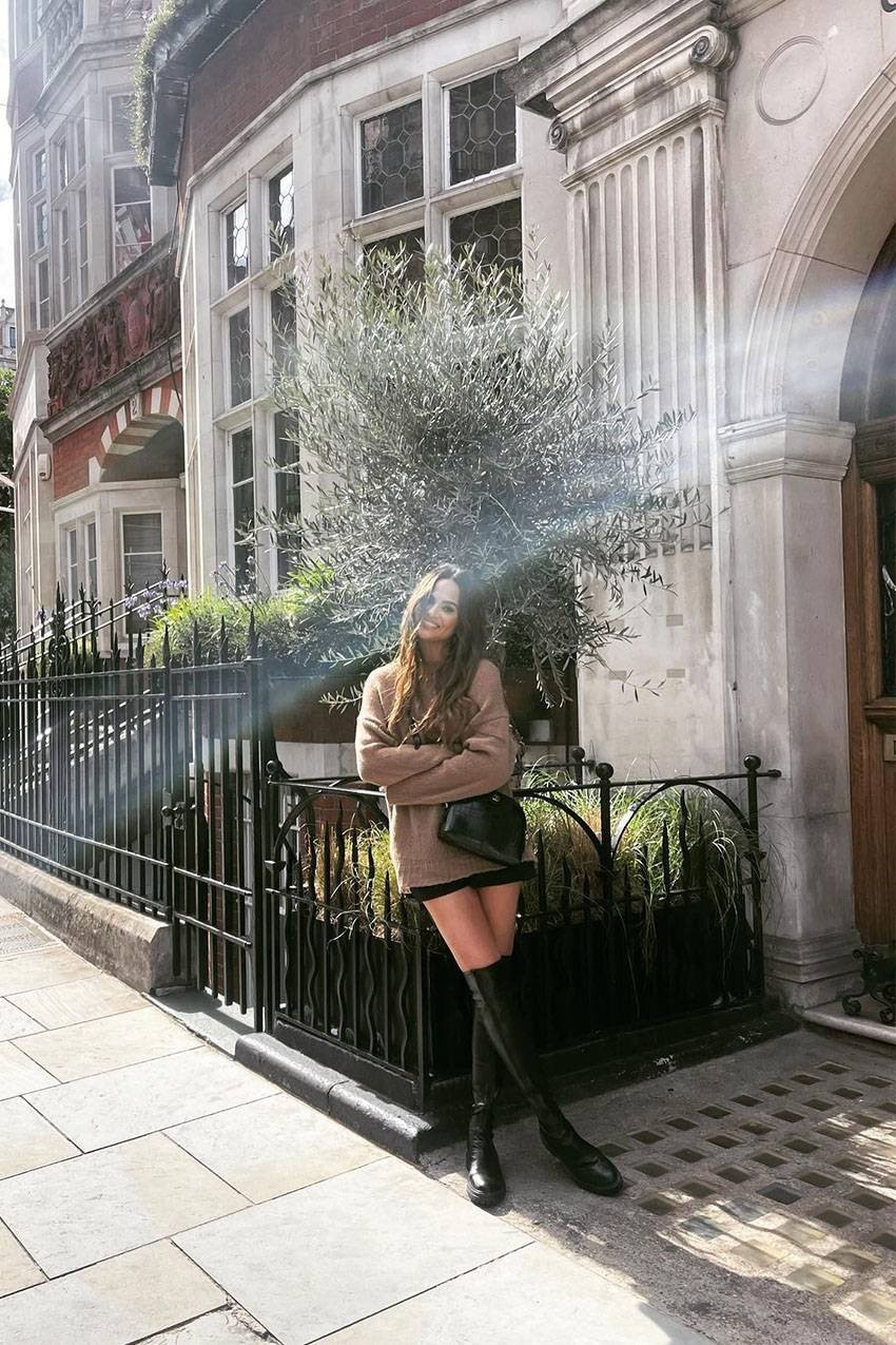 over-the-knee-boot-trend-celebrities-304544-1671655028665-image900x0c.jpg