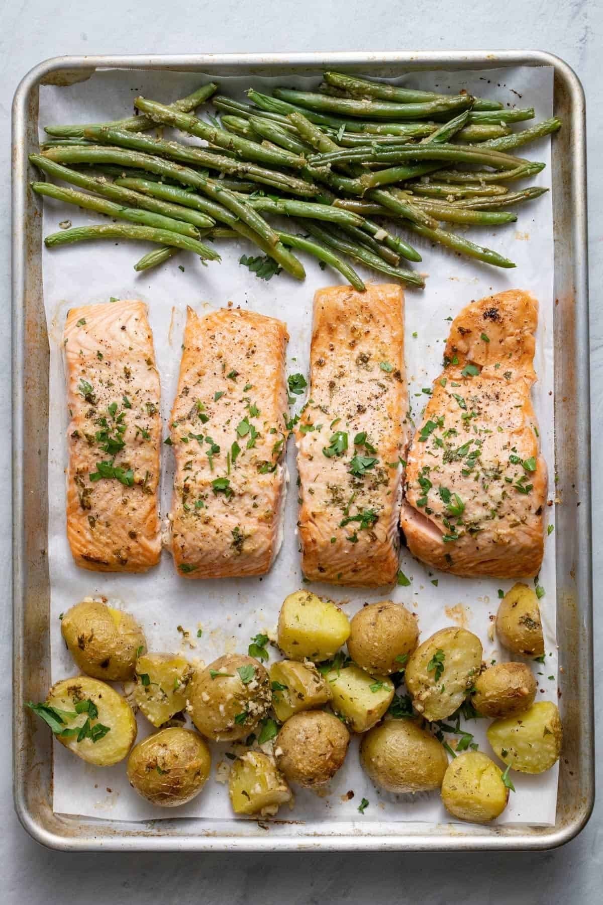 sheet-pan-lemon-garlic-salmon-08.jpg