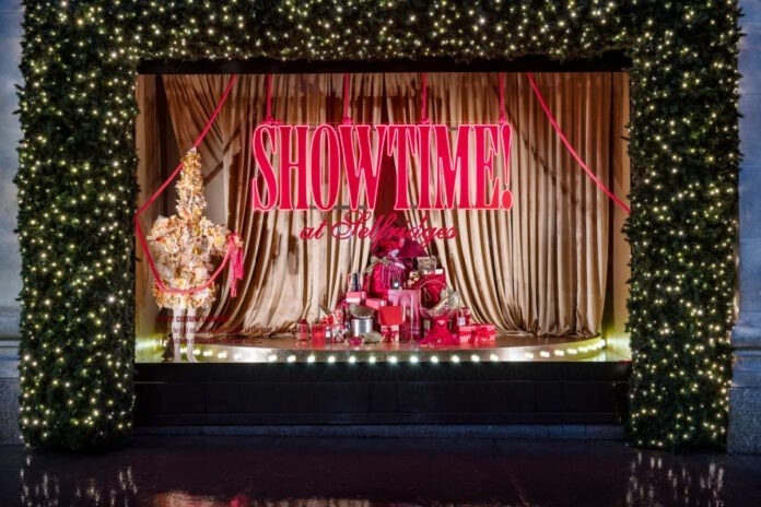 selfridges-xmas-window-696x464.jpg