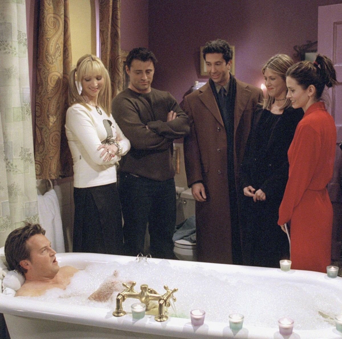 the-one-where-chandler-takes-a-bath-episode-813-pictured-news-photo-1585943096.jpg