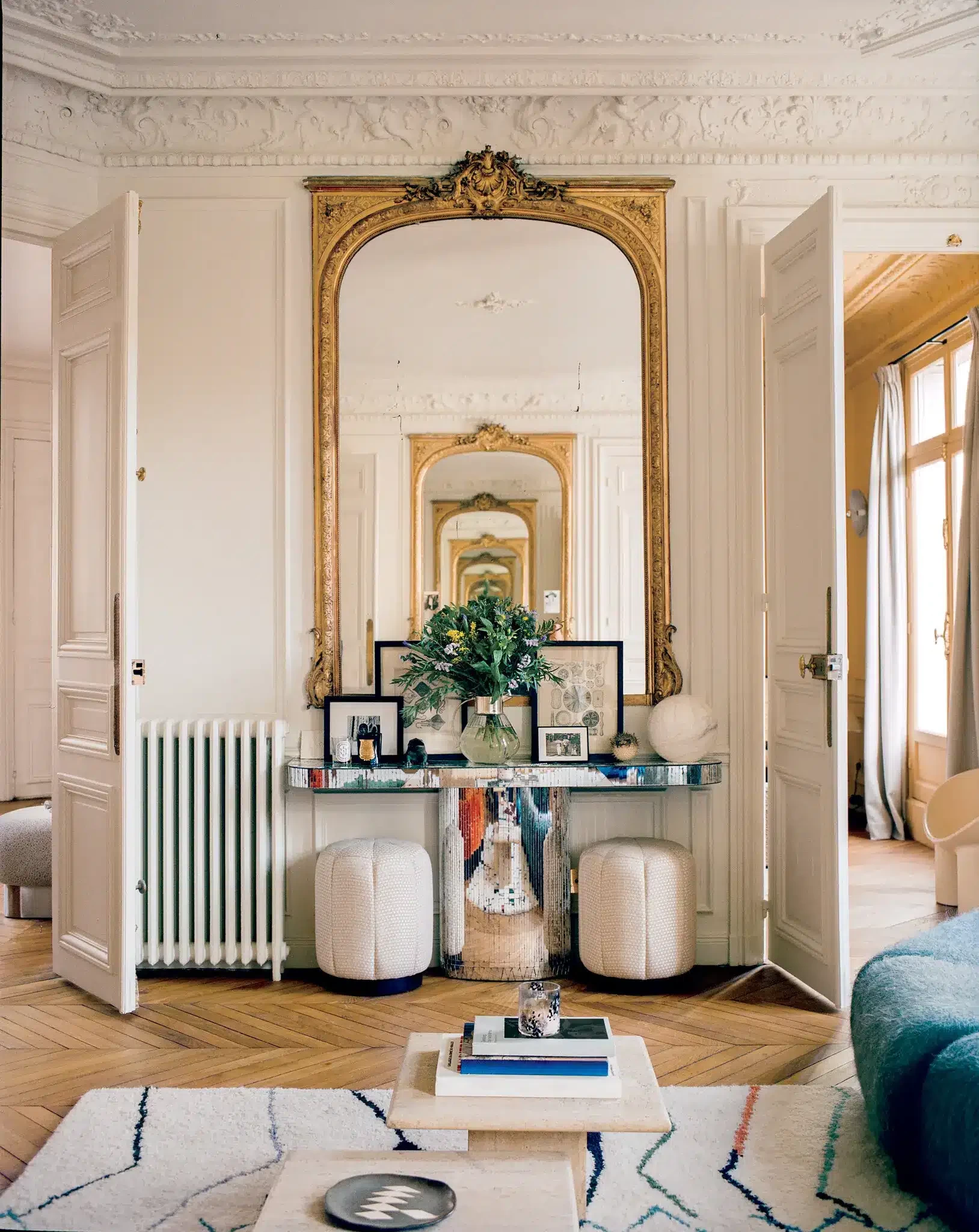 parisian-apartment-cococozy2.webp