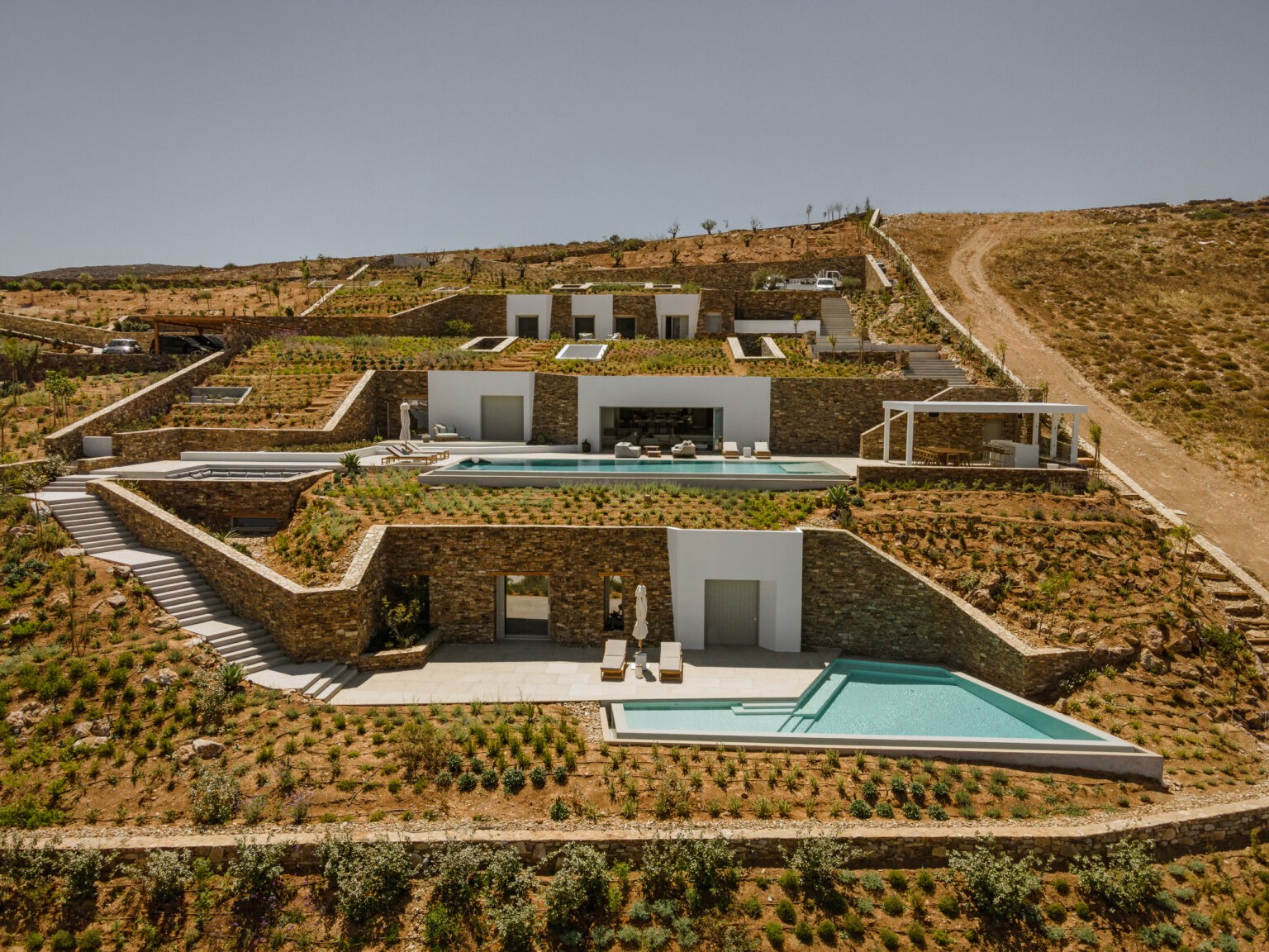 tsolakisarchitects-antiparosvillas-final-65-medium-1536x1152-1-7bCJS.jpg