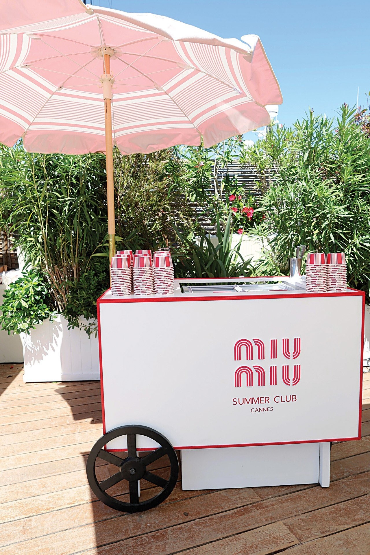miu-miu-summer-club-ambience-1-scaled.jpg