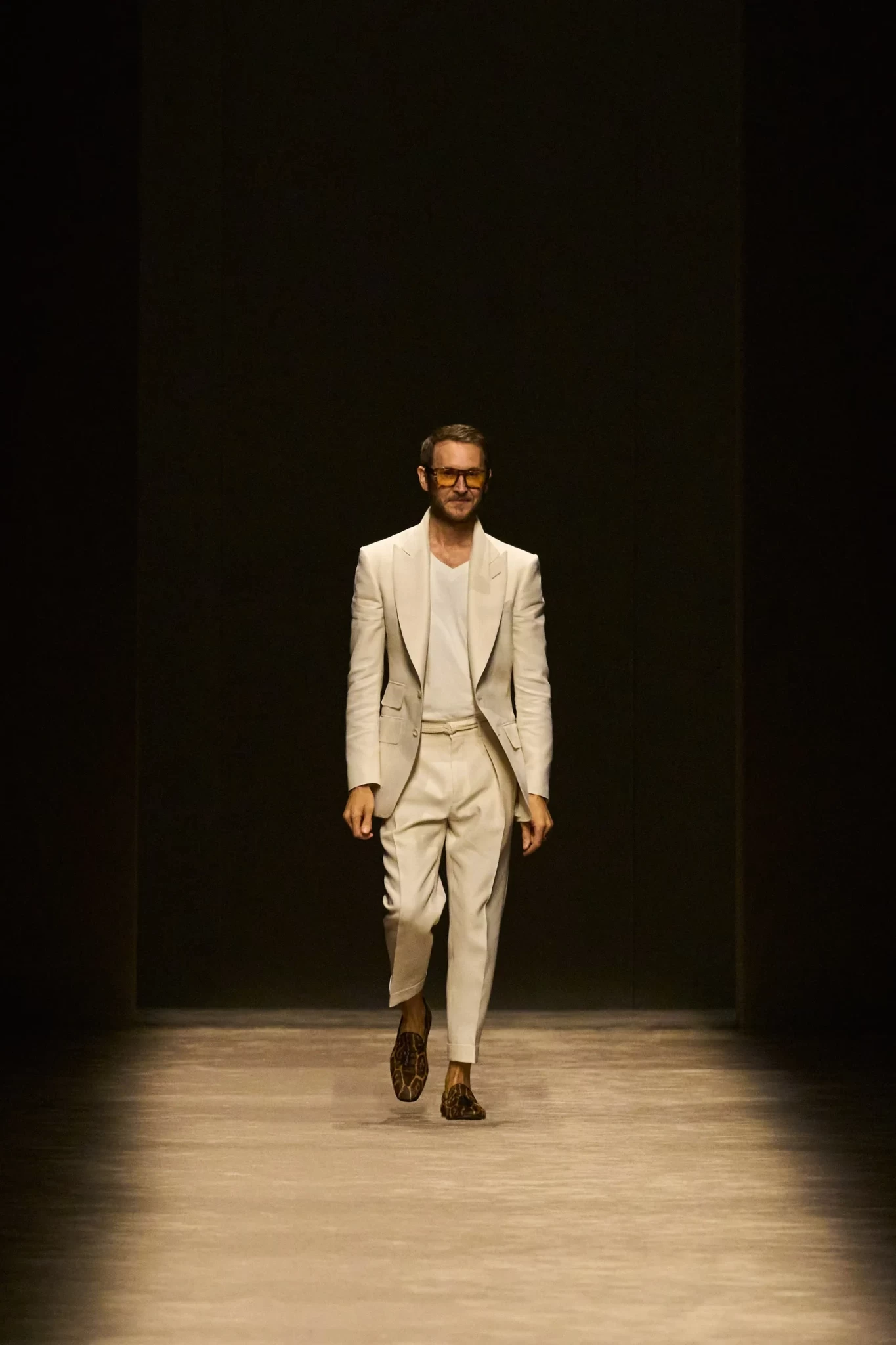 00058-tom-ford-spring-2024-ready.webp