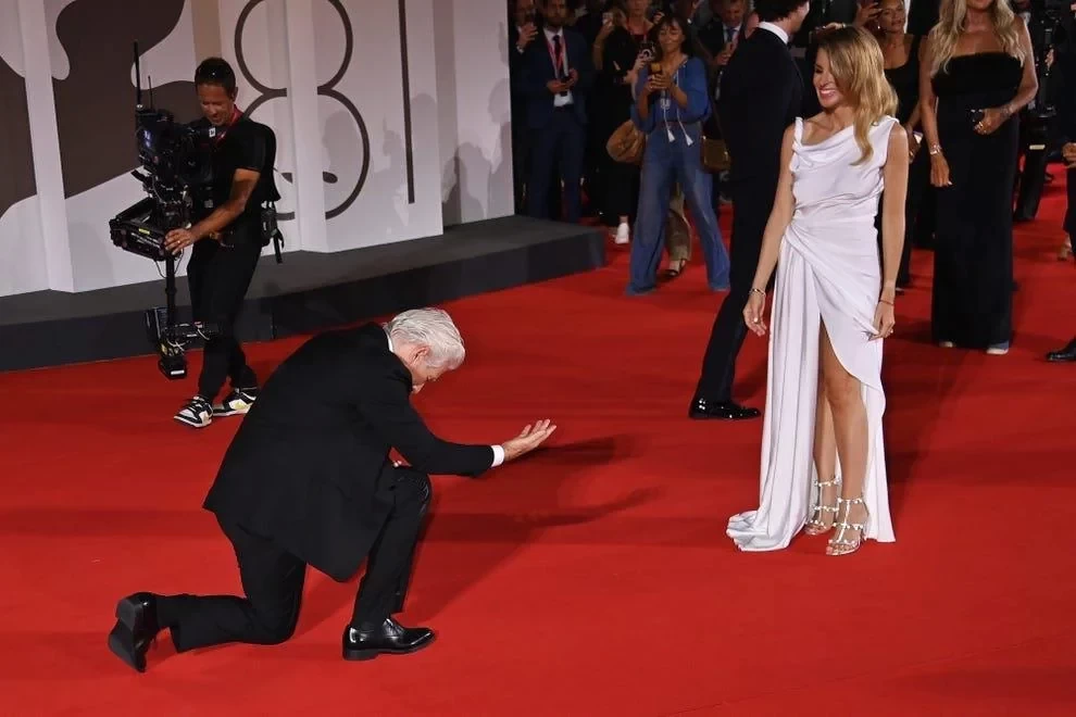 alejandra-silva-and-richard-gere-at-the-2024-venice-film-v0-i6lqmrf2y9md1.webp