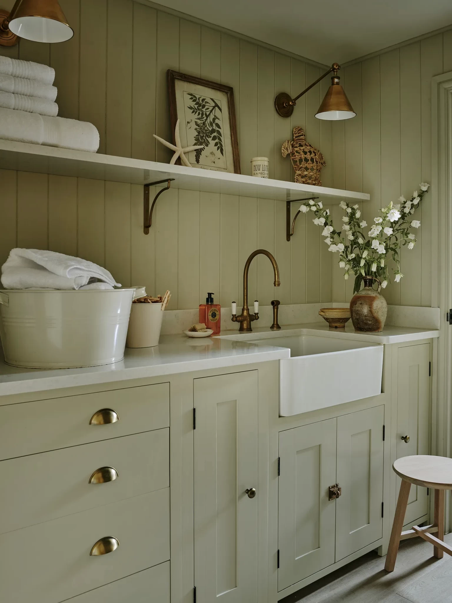 cornish-cottage-interiors-by-sims-hilditch-photographer-chris-horwood21-at-033x.webp