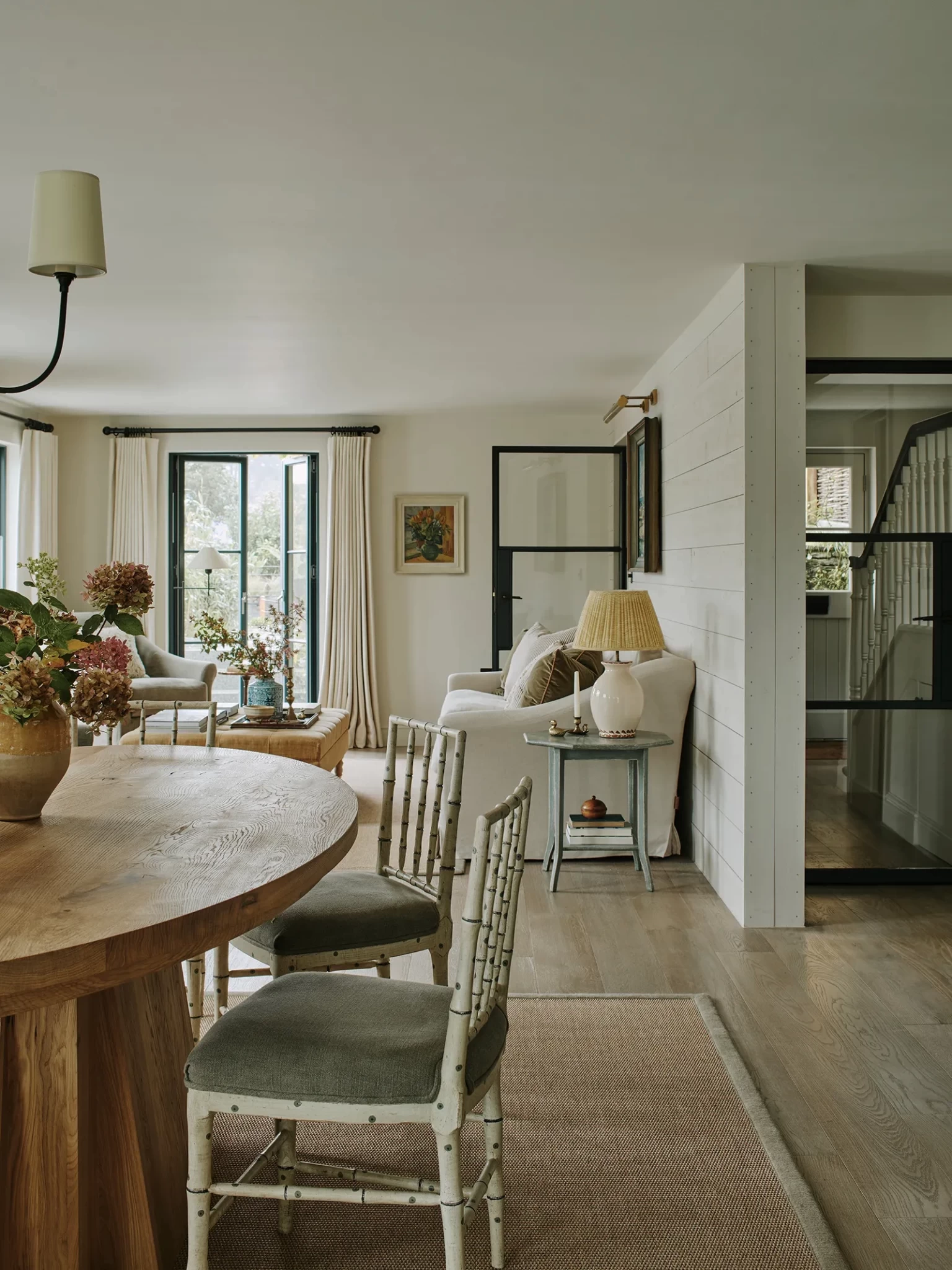 cornish-cottage-interiors-by-sims-hilditch-photographer-chris-horwood9-at-033x.webp