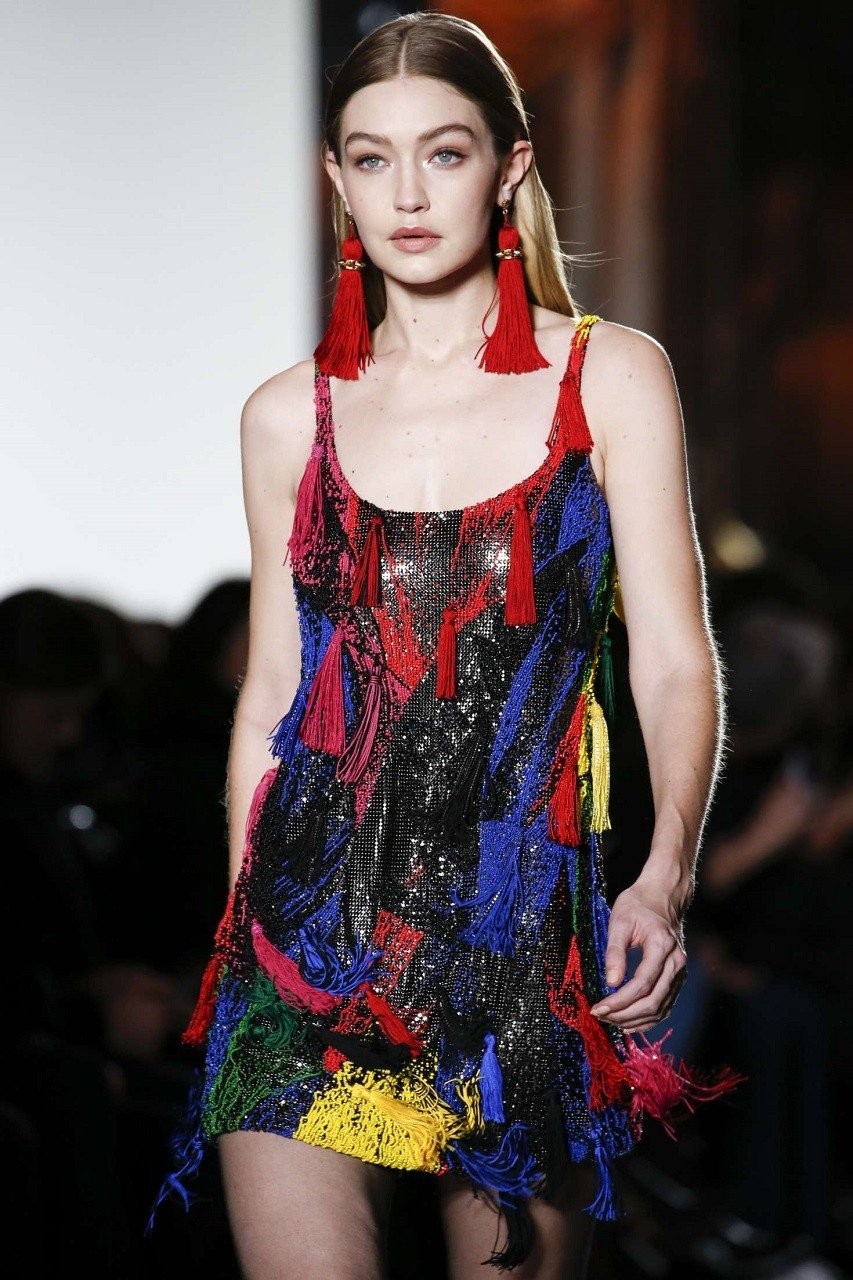 gigi-hadid-5-t7m8h.jpg