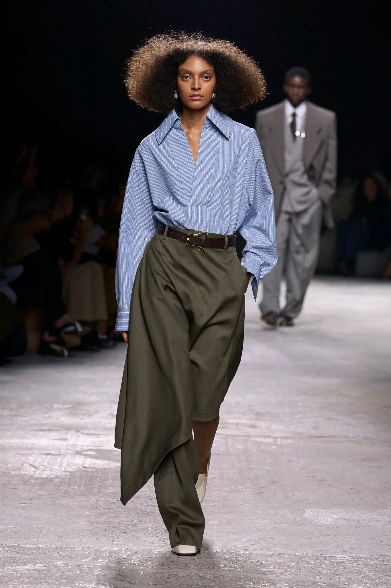 00004-bottega-veneta-spring-2025-ready-to-wear-credit-gorunway.webp
