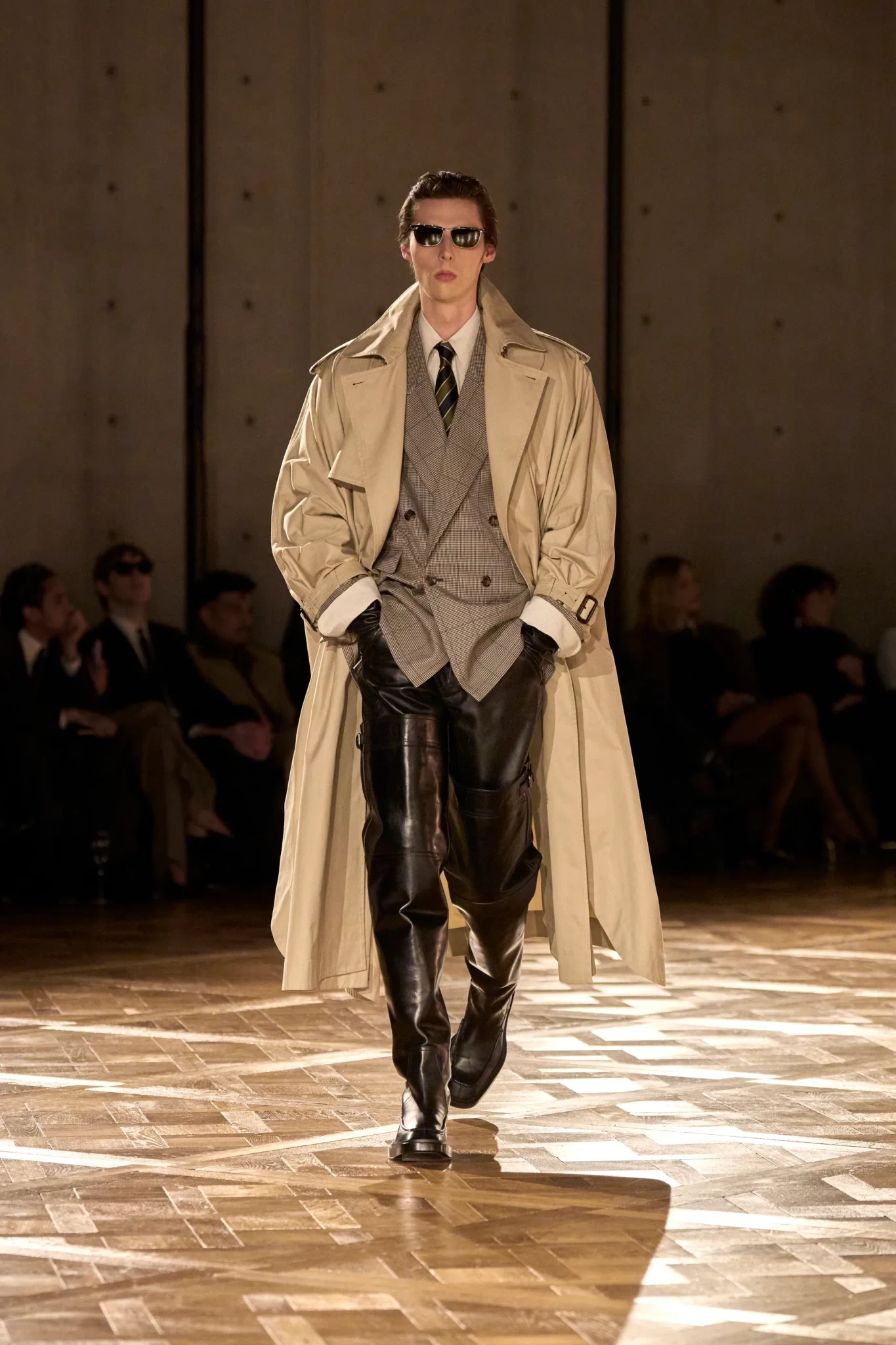 00012-saint-laurent-fall-2025-menswear-credit-gorunway.webp