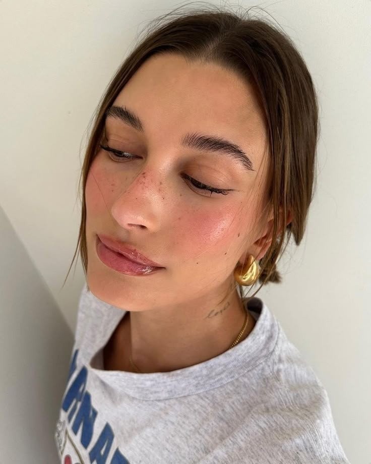 hailey-bieber-strawberry-makeup.jpeg