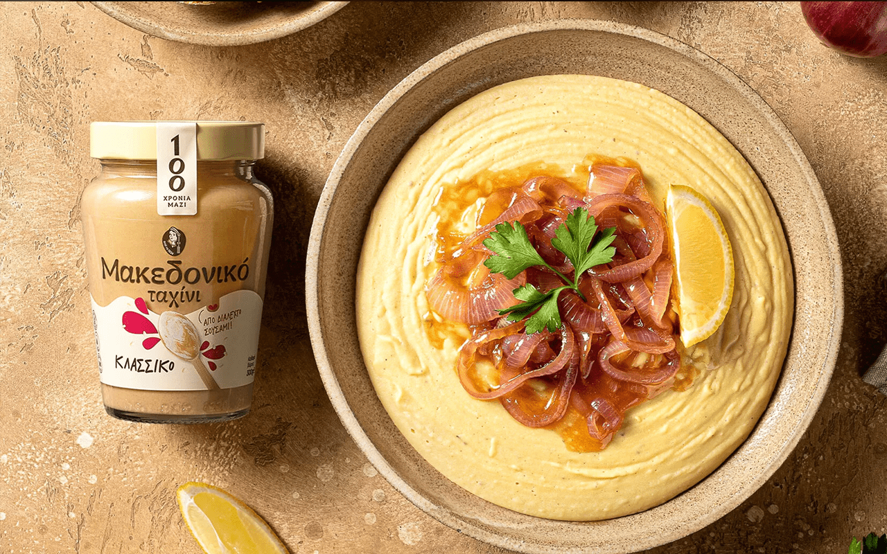 syntagi-fava-me-makedoniko-tahini-kai-karamelomena-kremmydia.png
