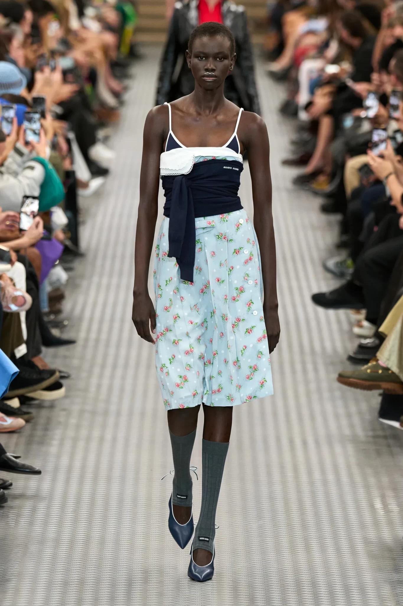 00034-miu-miu-spring-2025-ready-to-wear-credit-gorunway.webp