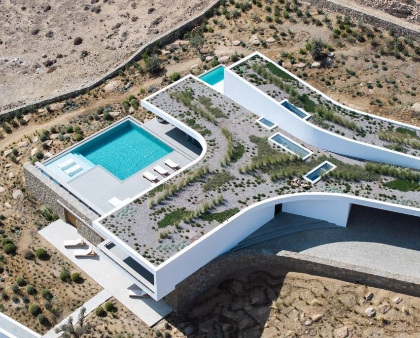 v1ex7d-aimasia-residence-tom-dixon-a31-architecture-mykonos-dezeen-2364-col-2-852x686.jpg