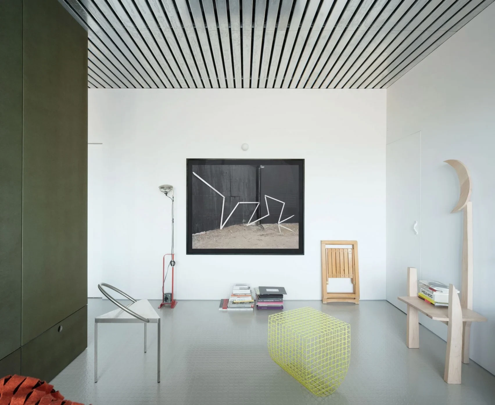 eduardo-mediero-hanghar-self-designed-apartment-madrid-dezeen-2364-col-49-1704x1394.webp