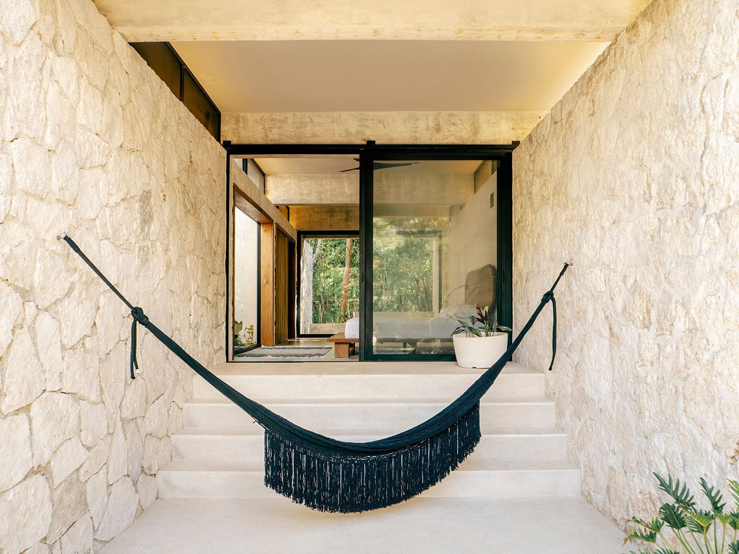 noiz-architekti-vila-tulum-mexico-18jpgwebp.jpeg