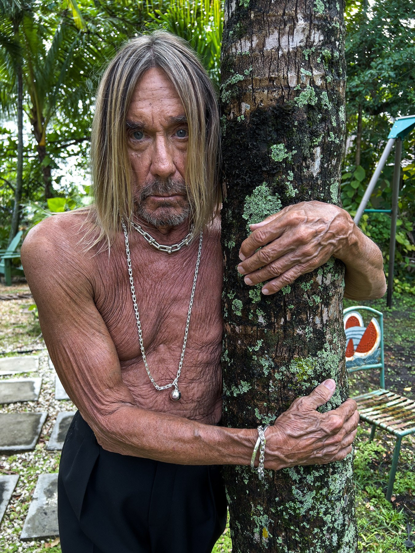 iggy-pop-no23-miami-2022-juergen-teller-all-rights-reserved.jpg