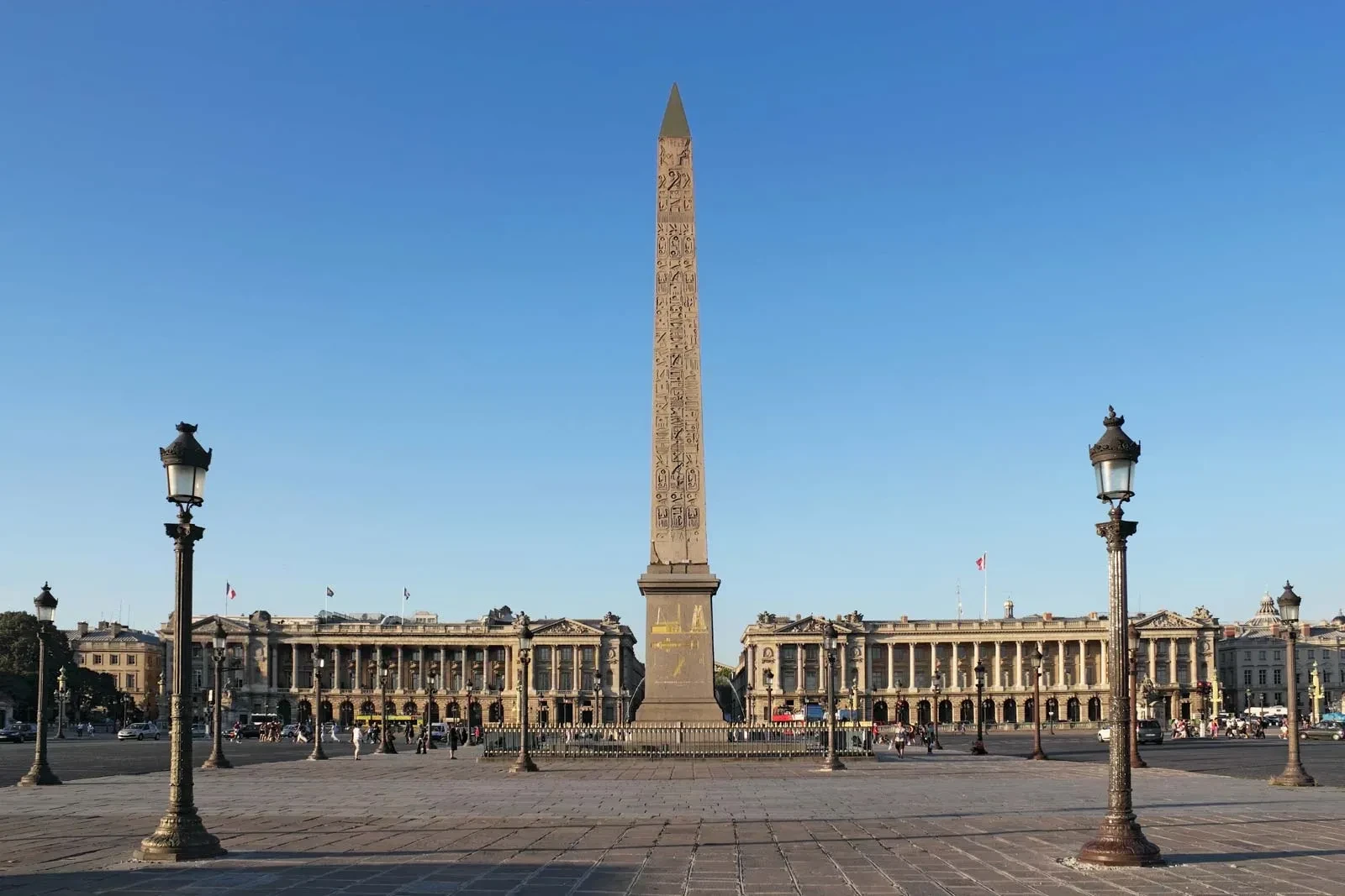 luxor-obelisk-paris-place-de-la-concordejpg.webp