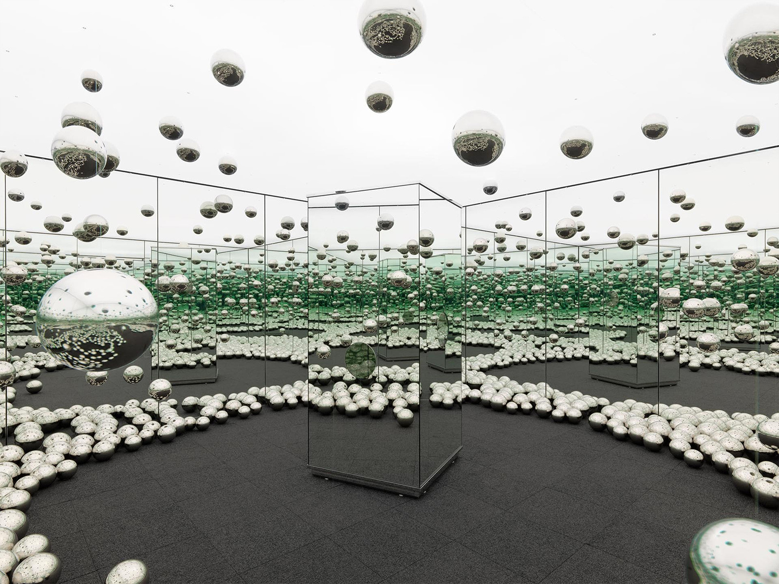 a-major-yayoi-kusama-exhibition-travels-to-europe-in-october-5.jpg