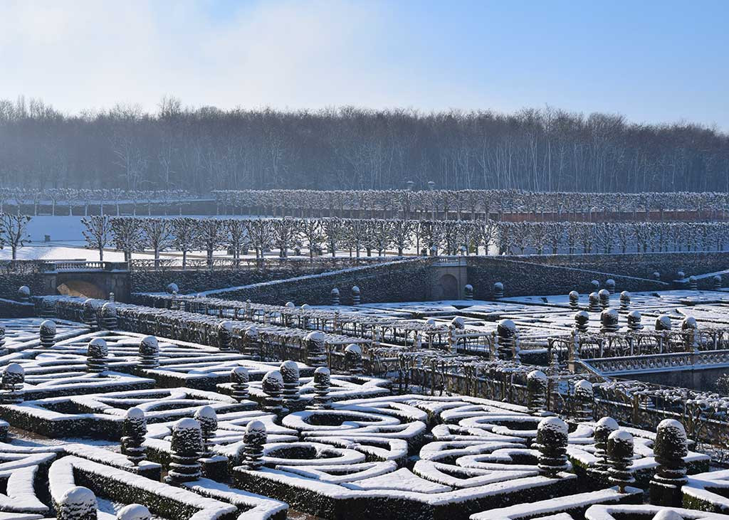 chateauvillandry-hiver-jardins-ornement.jpg
