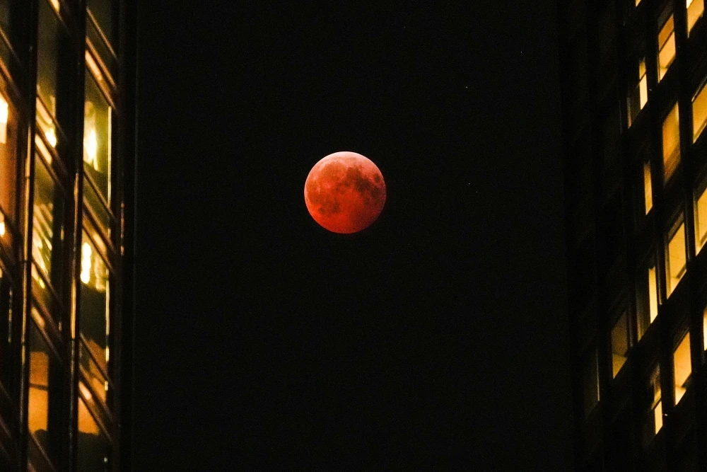 260227-blood-moon-gk-fa771c.webp