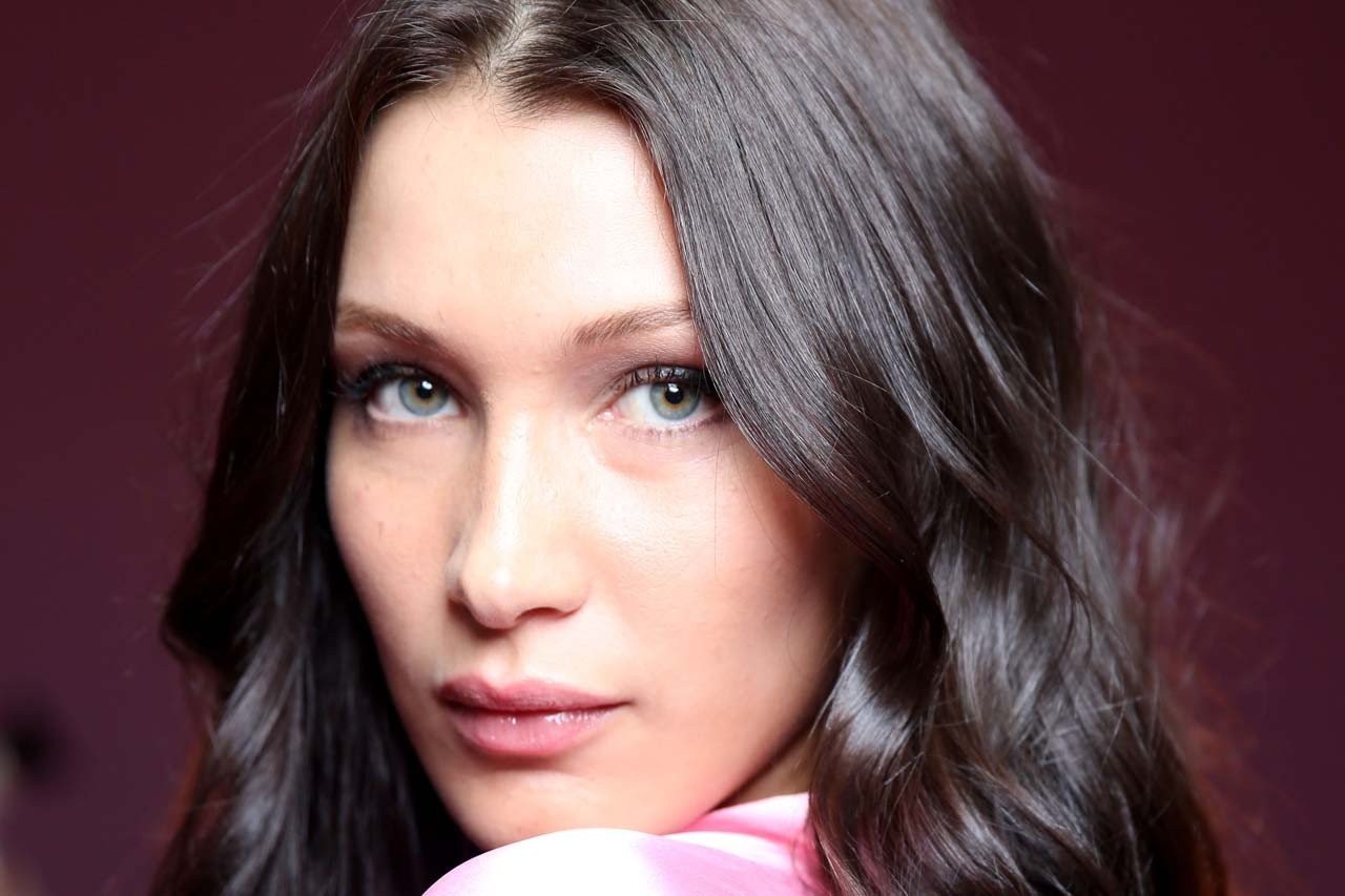 bella-hadid-nude-lips.jpg bella-hadid-nude-lips.jpg
