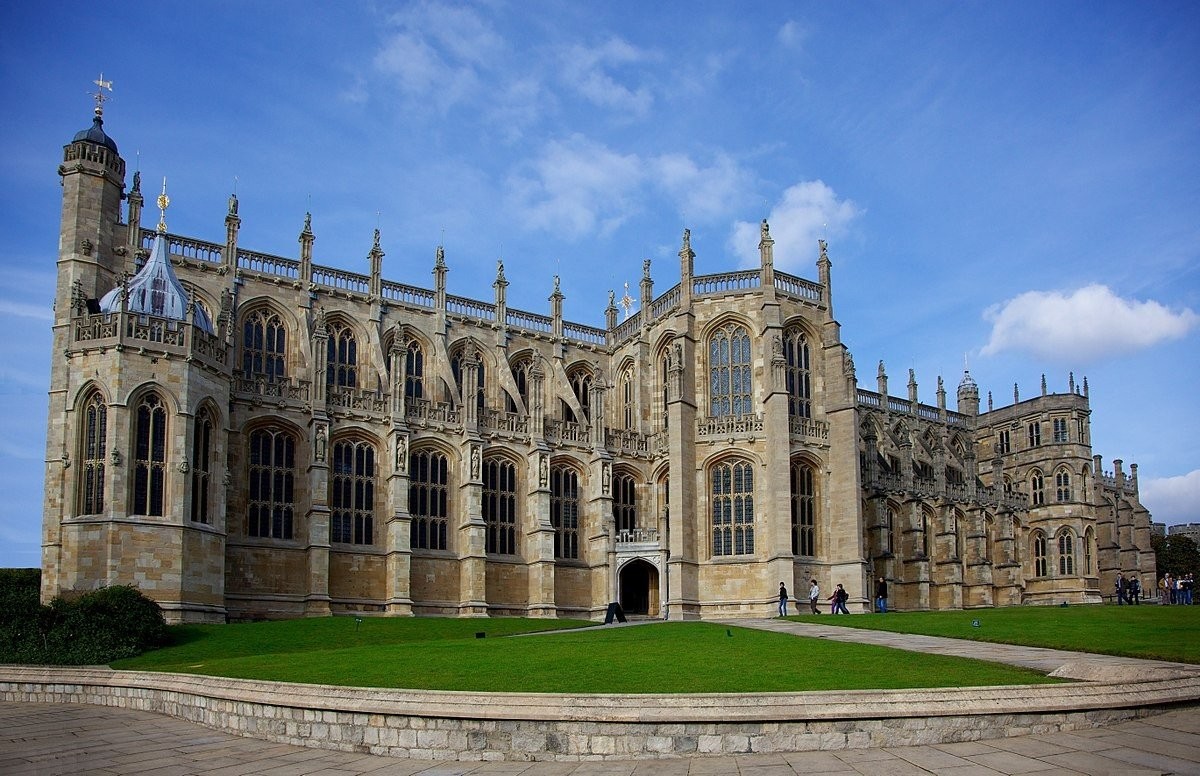 st-georges-chapel-windsor-castle-2.jpg
