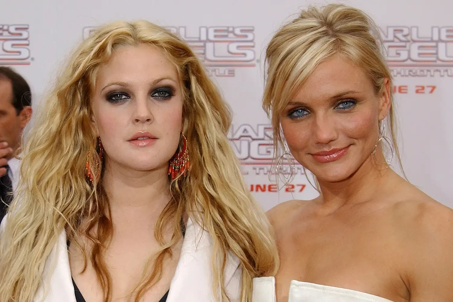 drew-barrymore-cameron-diaz-5b7d9c8f97904fd483ffbec9ed17432a.webp