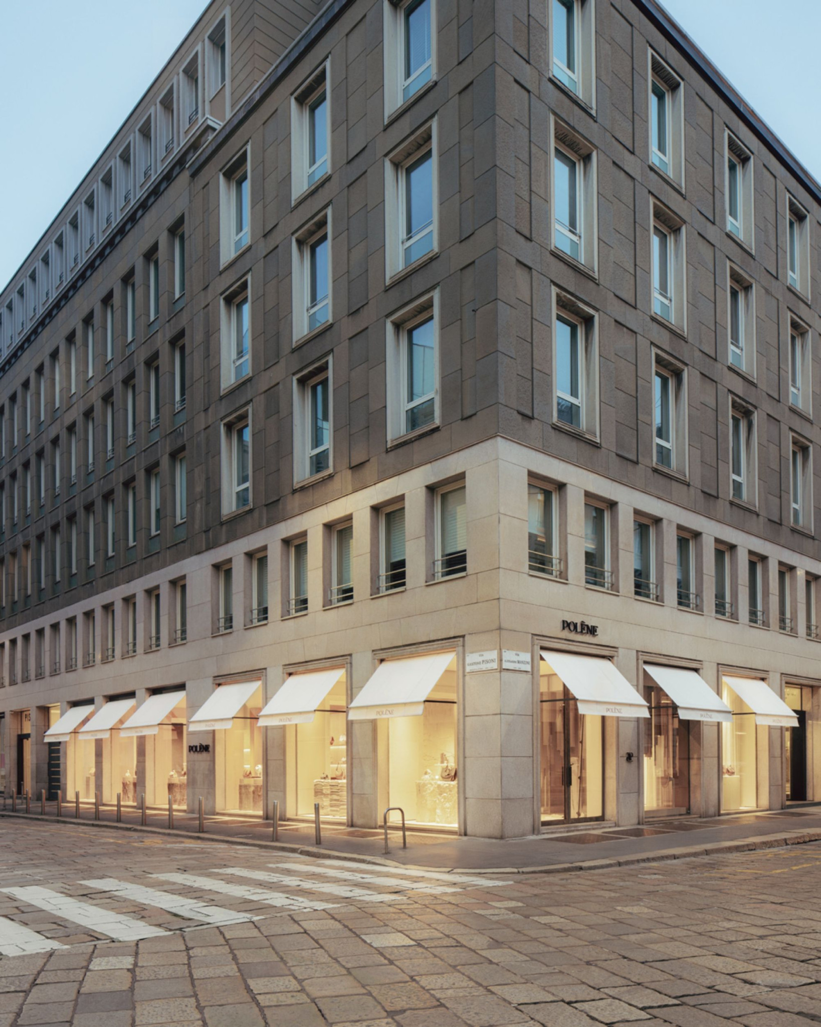 polene-boutique-milan-01-insta.jpeg